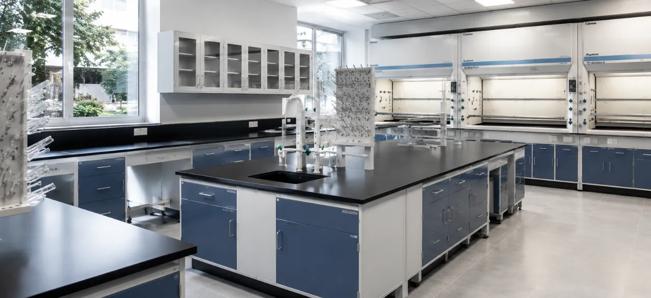 How to Design a Successful Laboratory? A Complete Guide