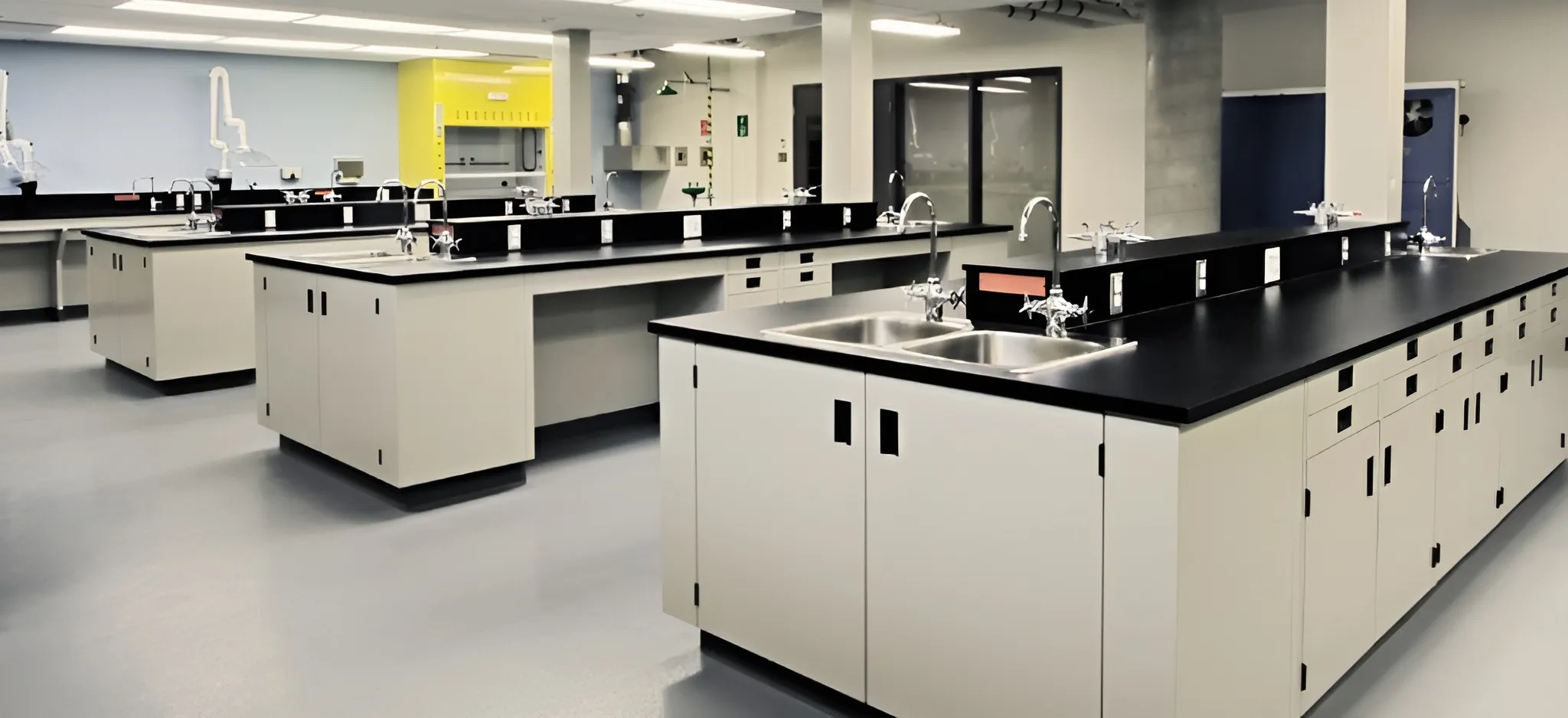 How Is Modular Lab Furniture Safe For New Lab Setup?