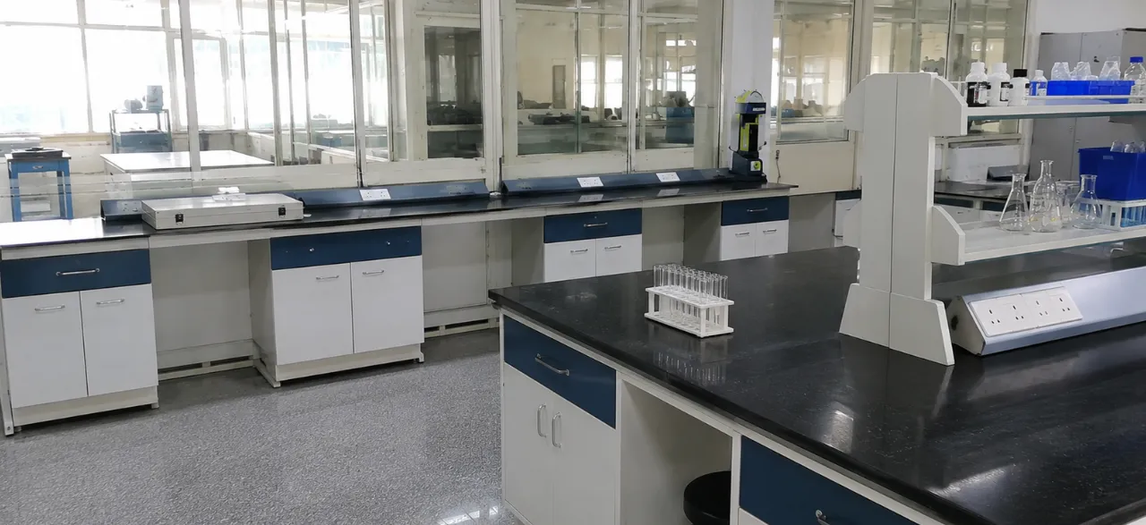 What Is Quality Control in a Laboratory? Types And Best Practices